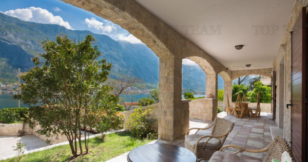 Casa de in Kotor Muntenegru