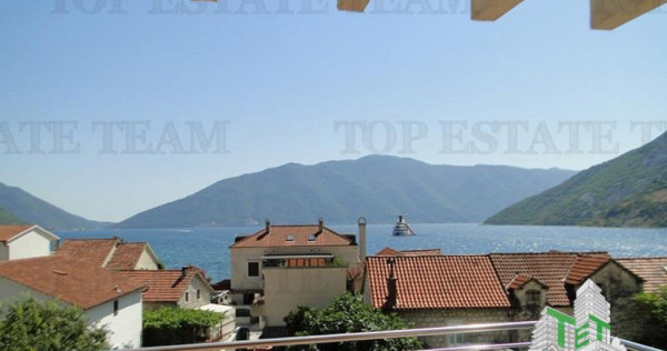 Vila de in Kotor Muntenegru