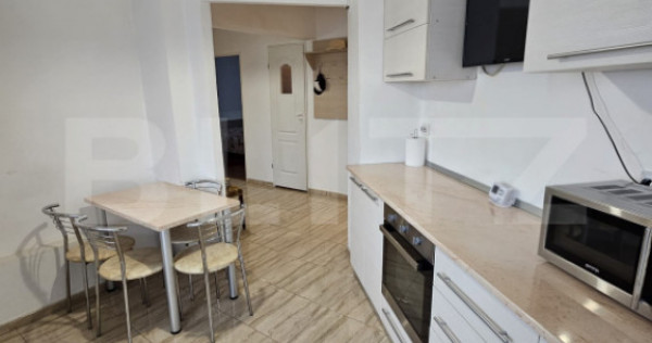 Apartament cu 2 camere si dressing, decomandat , 70 mp, la c