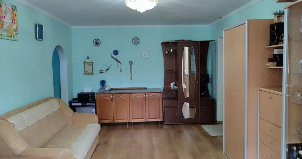 2 camere in zona Dacia