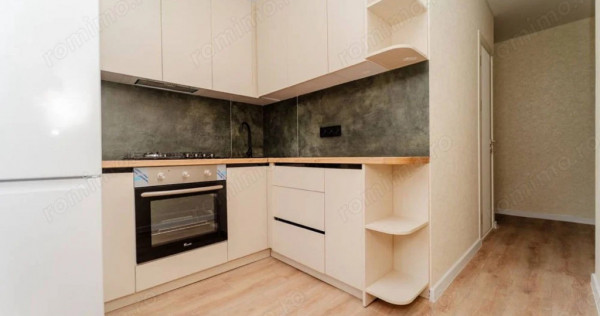 2 camere de vanzare pe Aradului