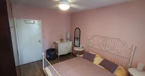 3 camere in zona Telegrafului