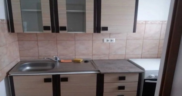 1 camera in zona Balcescu