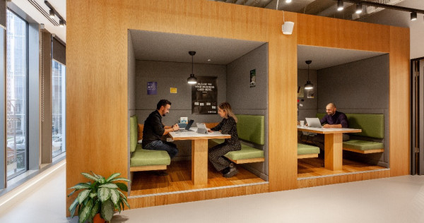 Alăturați-vă unei comunități de afaceri în ascensiune în Spaces Expo