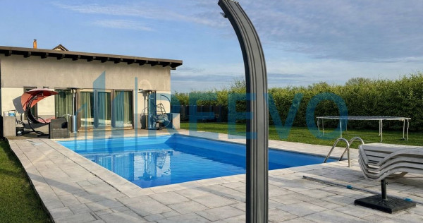 Proprietate pentru investiție cu Piscină &icirc;n Hemeiuș