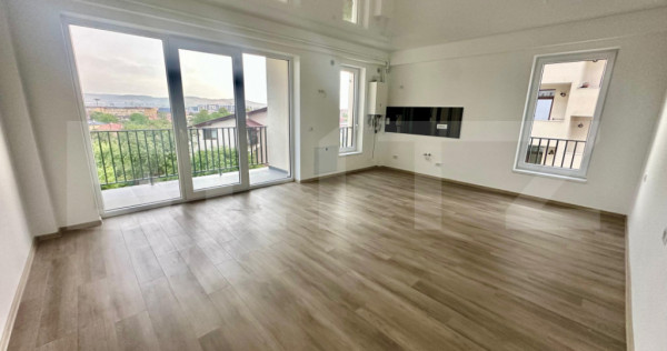 Garsonieră 33 mp, balcon, bloc nou, zona Centrala