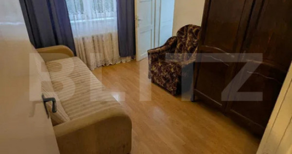 Apartament de vanzare, cu 4 camere, 74 mp, et intermediar, z