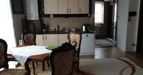 Vila 8 Camere si Curte &ndash; Spatiu Ideal pentru Familie Ma...