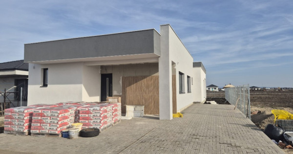 Vila moderna parter, eficienta energetic Via Carmina Arad, comision 0