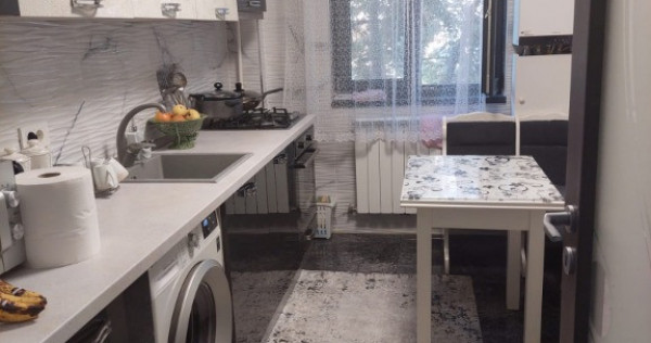 Apartament 3 camere Calea Calarasilor/Viziru