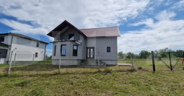 Casa de vanzare, 240 mp, zona jelna, teren 10 ari