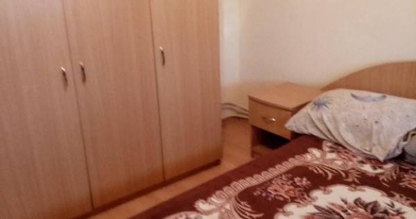 1 camera in zona Soarelui