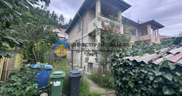 Casa cu teren de vânzare în Piatra Neamț – Strada Petru