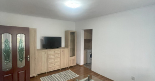 Apartament de vanzare, cu 2 camere semidecomandat, 52 mp, zo
