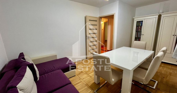 Apartament 3 camere, parter, zona Lipovei