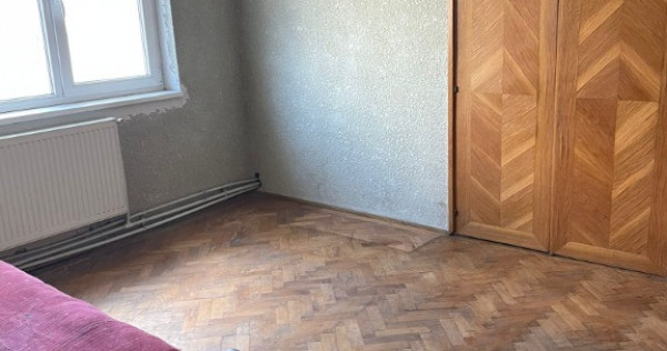 Apartament cu 3 Camere pe Marasesti