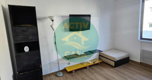 Garsoniera mobilata si utilata, etaj 3