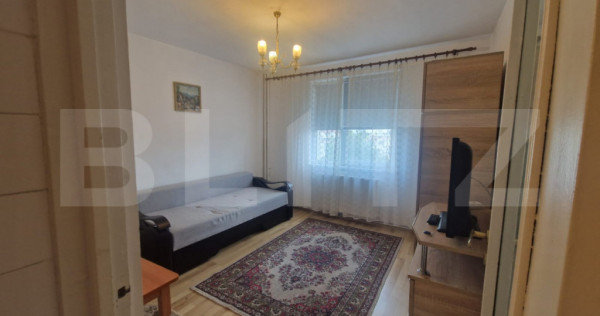 Apartament cu 2 camere, etaj intermediar, luminos, circular