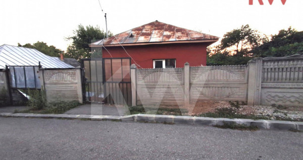 Teren 1.000 mp cu casă demolabilă-Cea mai ieftina propriet