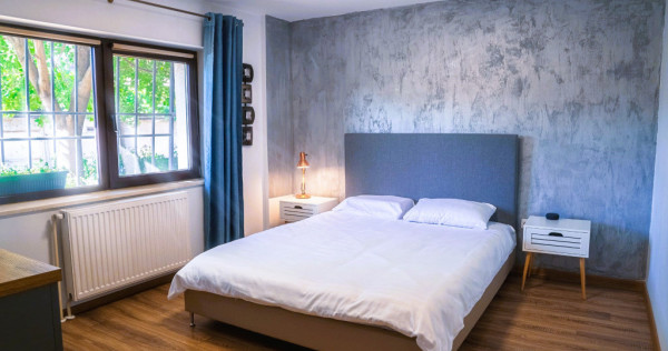 Proprietar 130mp Parter+Demisol apartament 4 cam Garaj C. Studențesc