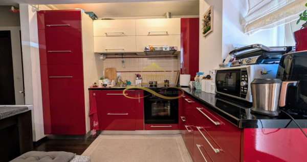 Apartament de vanzare, 4 camere, Bacau-Serbanesti