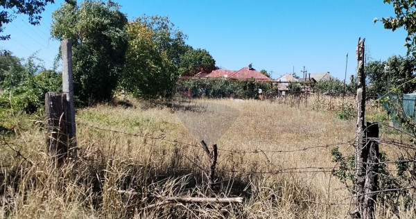 Teren 1,035mp Roznov / Strada Șes