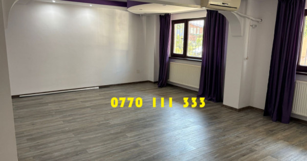 Apartament 3 camere S = 83mp, zona Progresu, Renovat in Tota