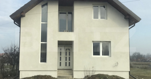 Casa de vanzare, semifinisata, zona Paulesti