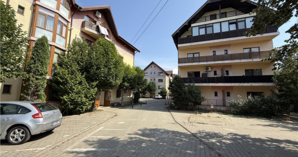 Gradina cu Magnolii - 2 camere decomandate - etajul 2