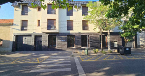 Spațiu comercial de închiriat, str. Cuza Vodă