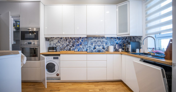 O poveste cu vedere la mare &ndash; doar pentru tine!