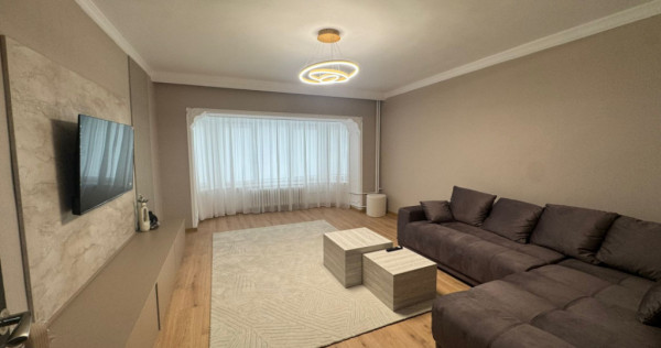 Stadion apartament 3 camere decomandat termen lung