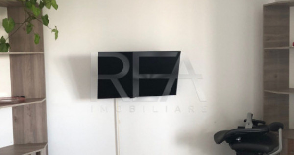 Apartament cu 3 camere la 400 de metri de stația de metrou