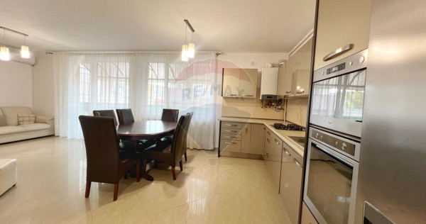 Apartament de inchiriat cu 3 camere de lux