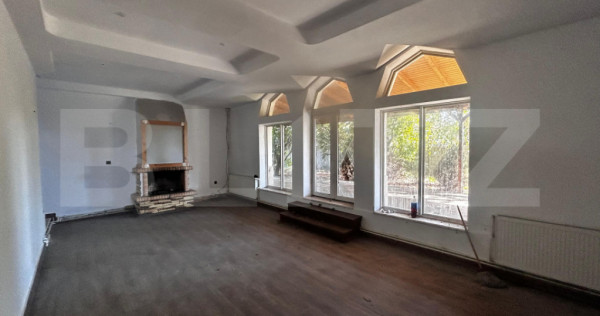 Casa de vanzare, 300 mp, strada Jiului