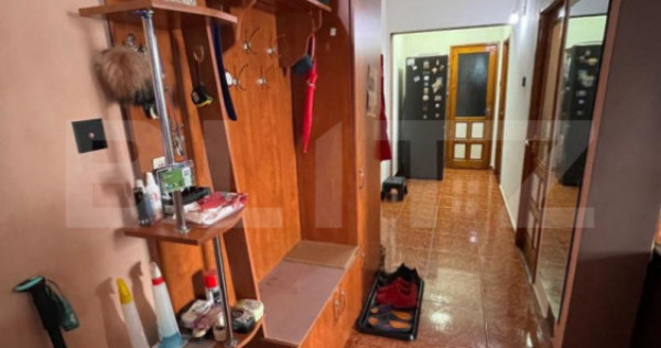 | Apartament cu camere | 62 mp, zona TRIAJ |