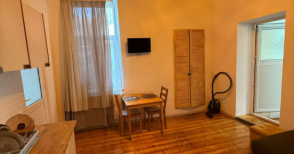Apartament de închiriat – 2 camere zona Centrul Istoric