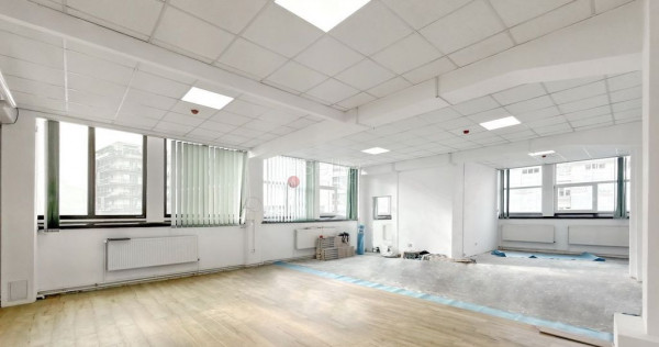 Pozitionare Centrala - Hub Office + Comercial