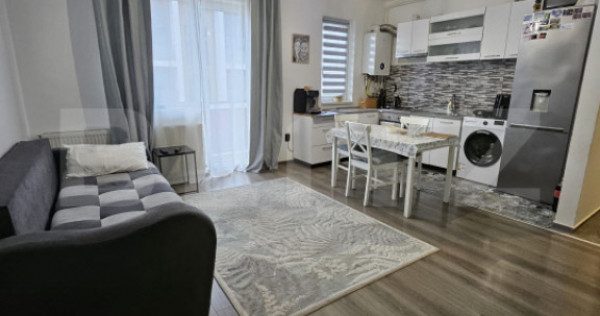 Apartament semidecomandat cu 2 camere, etaj intermediar, zon