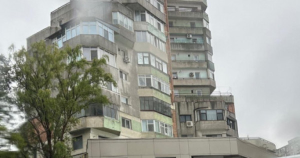 Apartament 2 camere, decomandat in zona Casa de Cultură –