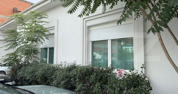 Spatiu comercial de vanzare, 280 mp, zona Girocului