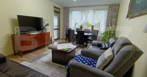 Casa cu 3 camere în suprafață de 122 mp și un teren de 5