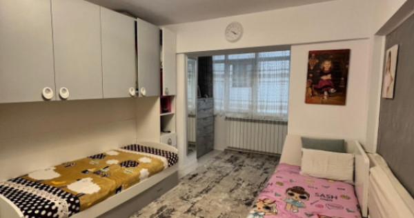 Apartament 3 camere, 80 mp, etaj 3 ,Radauti