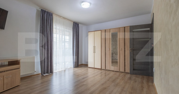 Apartament 2 camere,etaj 3 din 3,zona Eroilor, cu parcare in