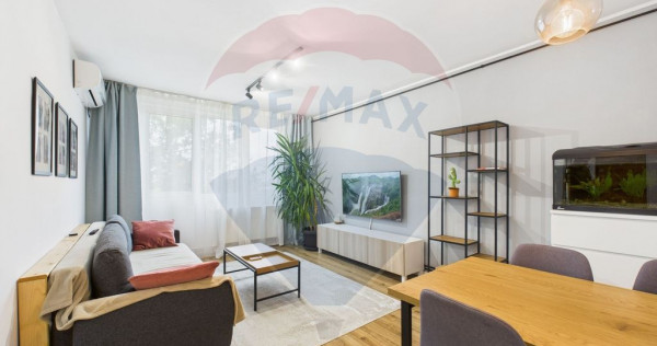 Apartament cu 4 camere de vânzare - Piata Rahova