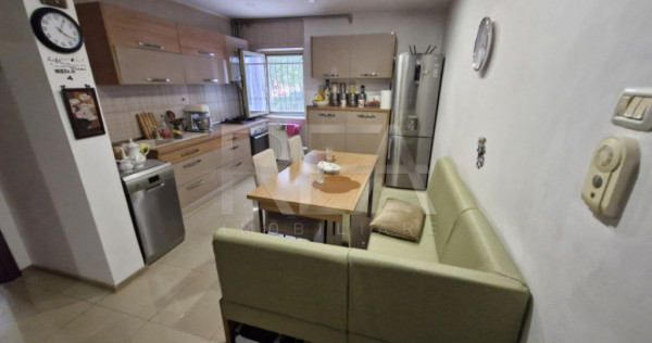 2 camere Nerva Traian decomandat,inst. schimb.,parcare,an 19