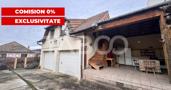 Casa de vanzare 6 camere loc de relaxare garaj teren 669 mp