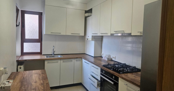 .Apartament modern cu 3 camere de vânzare în zona Tractorul,