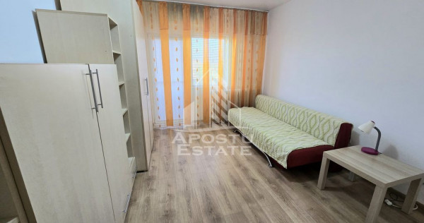Apartament cu o camera, etaj intermediar, zona Lipovei