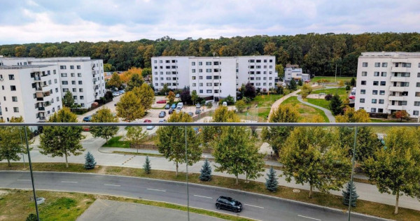 Greenfield - nou si mobilat, cu parcare, vedere padure, T...